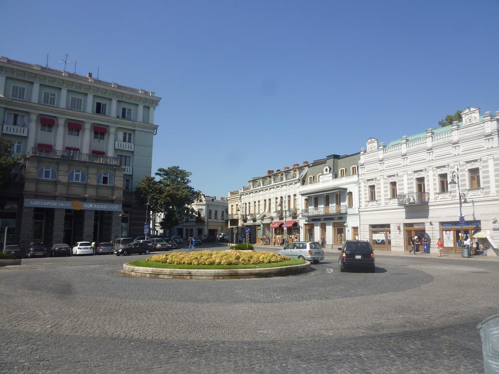 Centre Of Tbilisi Apartment Ruang foto